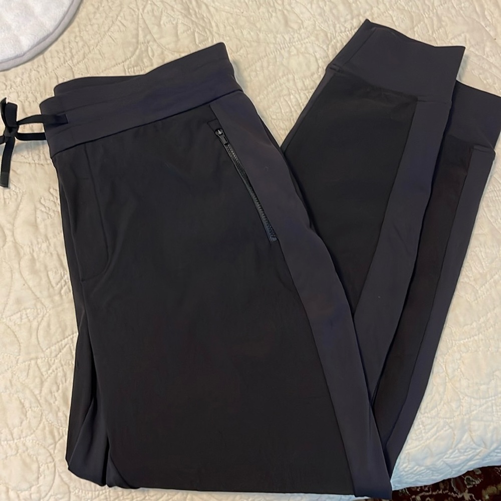 Athleta Headlands Hybrid Trek Jogger